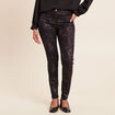 Pantalon magique L'Unique coupe ajust&eacute;e denim brut femme