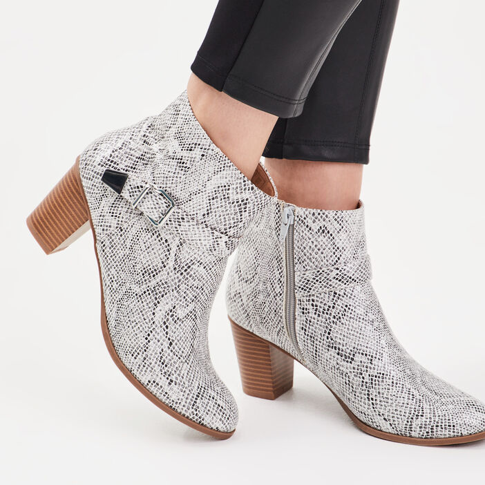 Bottines à talons avec sangle gris femme