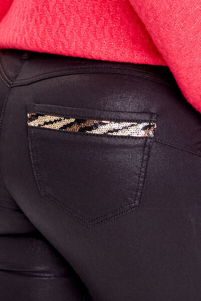 Pantalon ajusté enduit noir femme