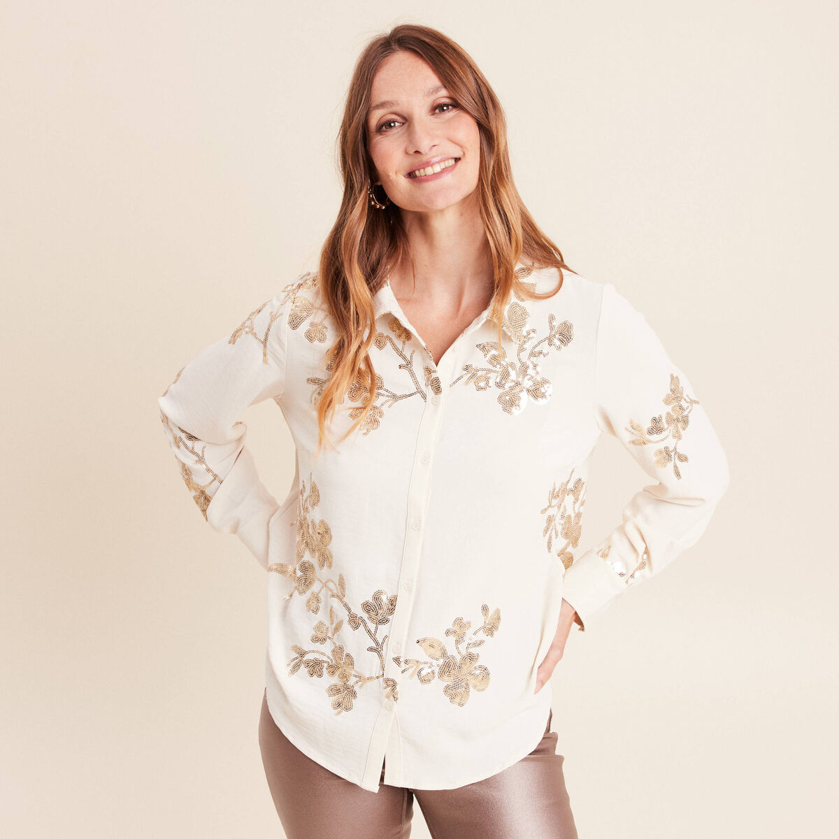 Chemise &agrave; sequins manches longues ecru femme