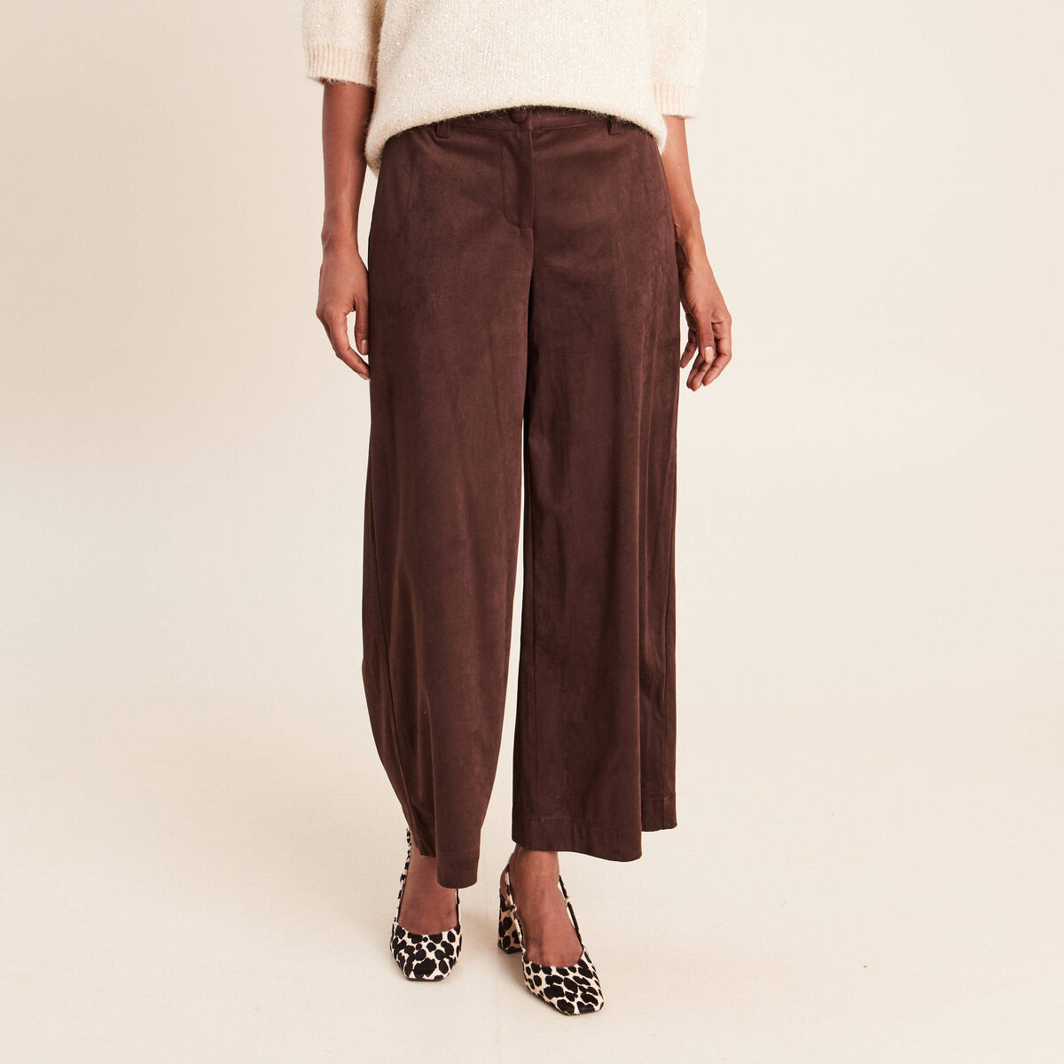 Pantalon large 7/8&egrave;me aspect daim marron fonc&eacute; femme