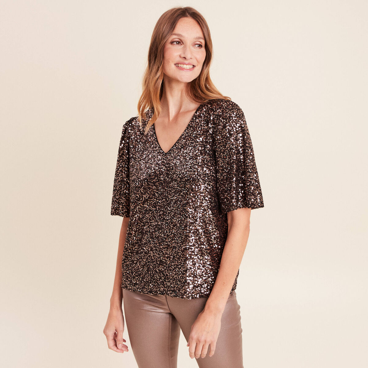 T-shirt &agrave; sequins manches coudes marron fonc&eacute; femme