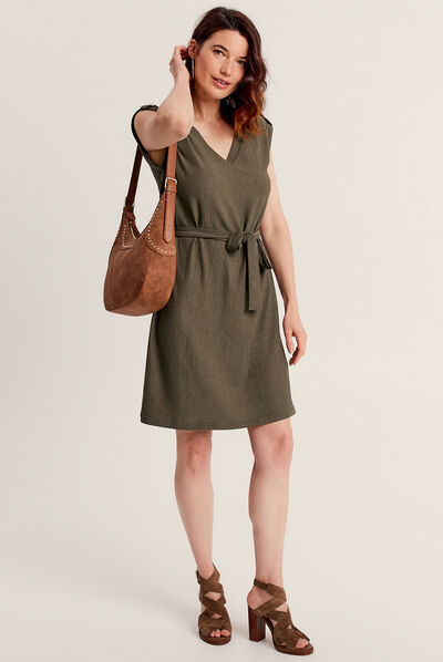 Robe droite ceinturée vert clair femme