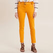 Pantalon ajust&eacute; 7/8&egrave;me jaune moutarde femme