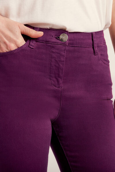Jean magique ajusté taille standard violet foncé femme
