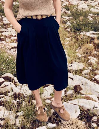 Jupe longue évasée ceinturée noir femme