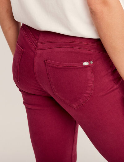 Jean magique ajusté taille standard rouge foncé femme