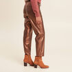 Pantalon ample simili cuir couleur cuivre femme