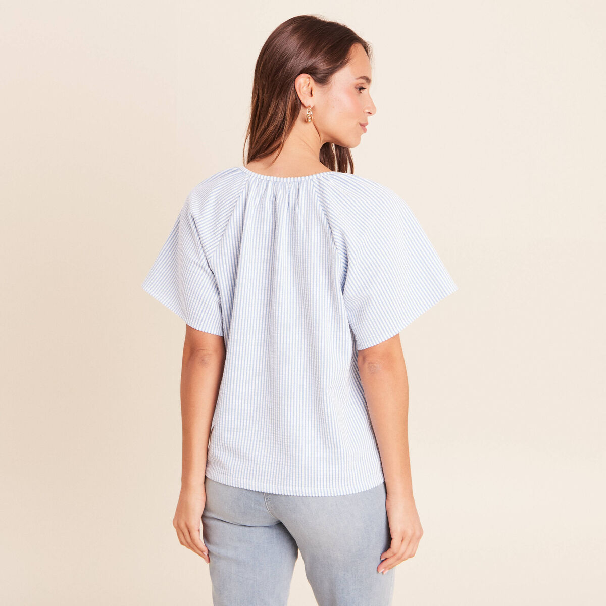 Blouse courte bas resserr&eacute; bleu femme