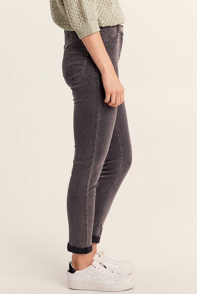 Pantalon ajusté 7/8ème gris femme