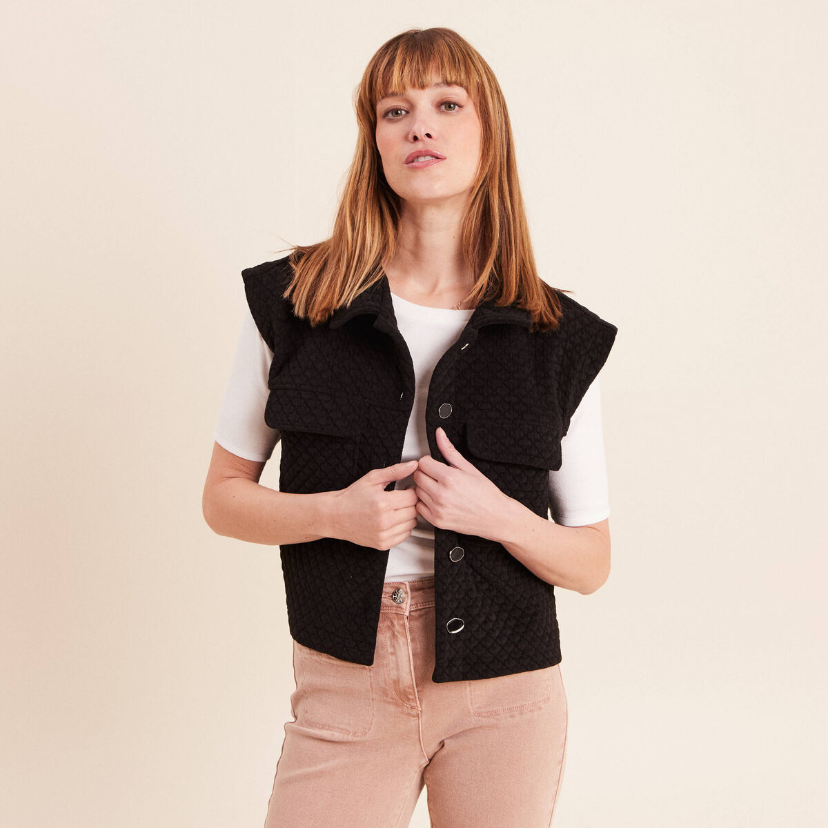 Veste courte droite sans manches noir femme