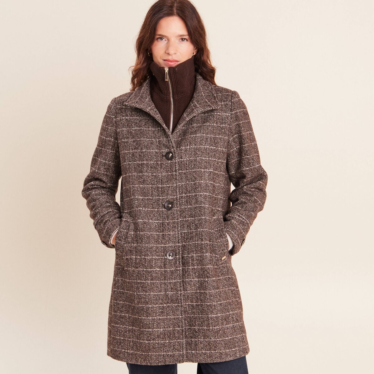 Manteau col montant doubl&eacute; marron femme