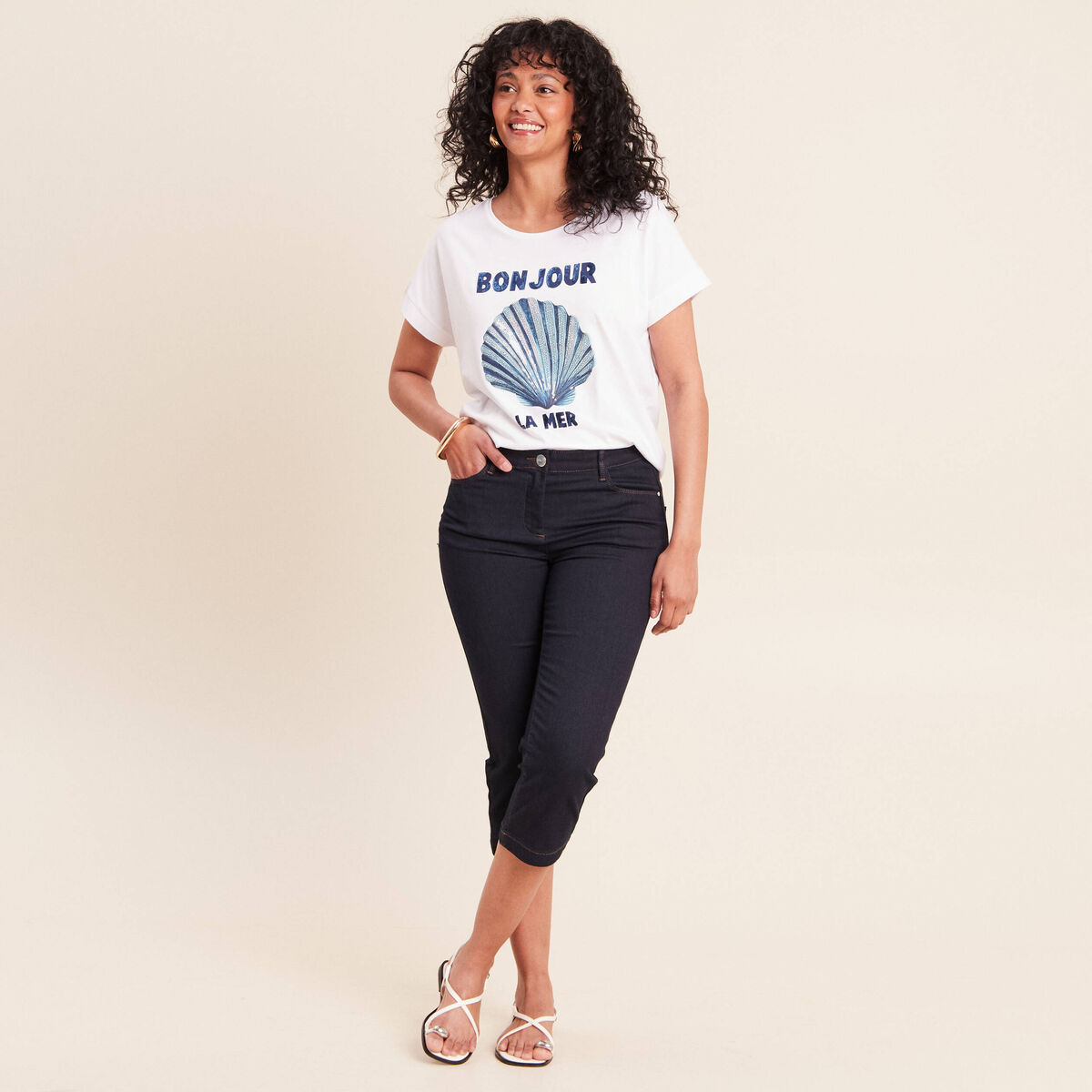 T-shirt col rond manches courtes brod&eacute; blanc femme