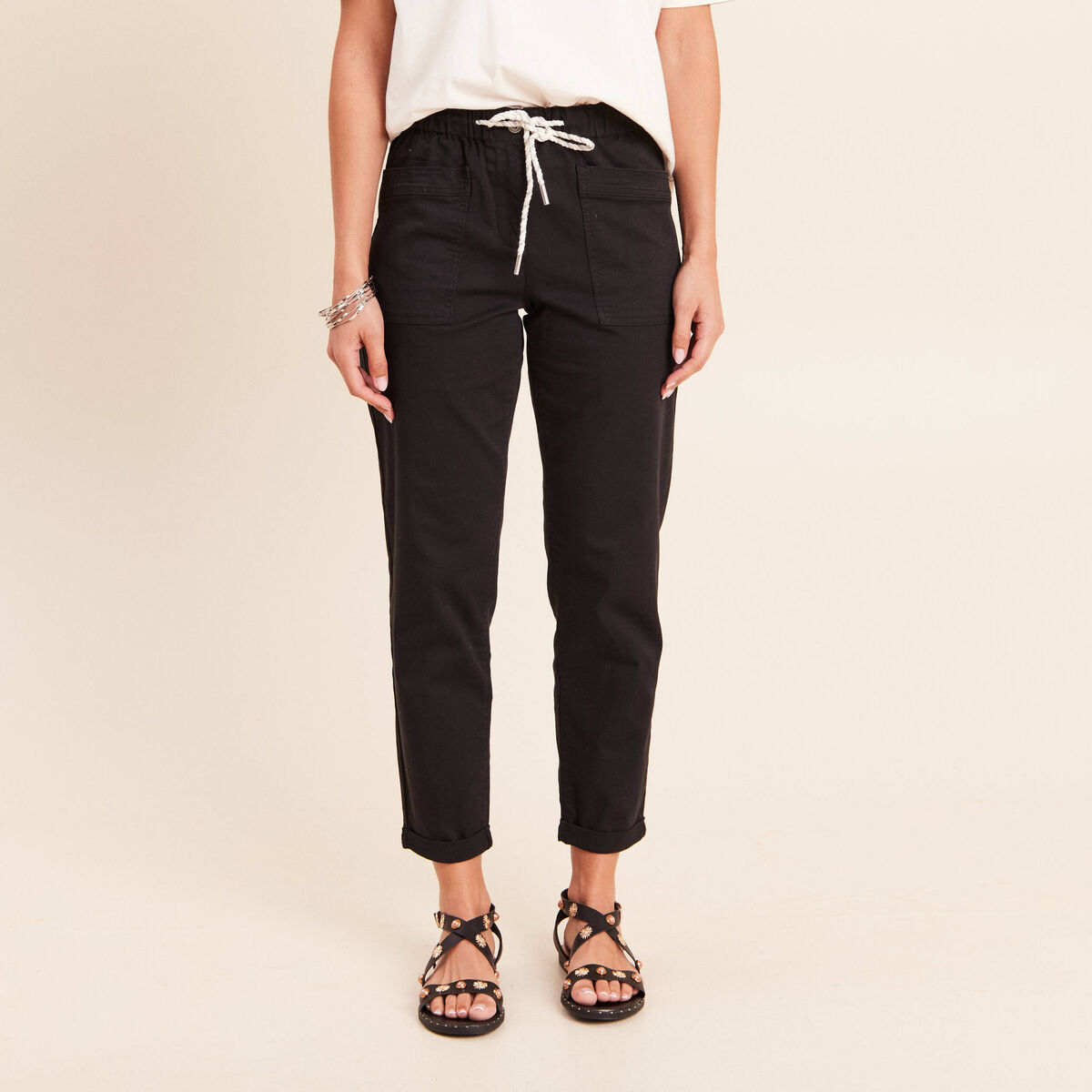 Pantalon coupe mom 7/8&egrave;me noir femme