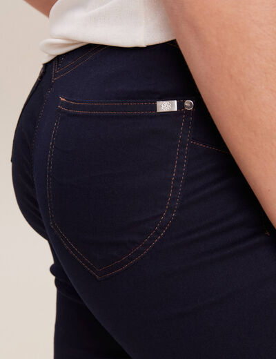 Jean magique Le L&eacute;ger coupe ajust&eacute;e long denim brut femme