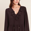 Robe courte &eacute;vas&eacute;e col v manches longues marron fonc&eacute; femme