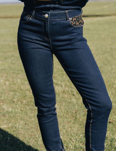 Pantalon ajust&eacute; taille bascul&eacute;e denim brut femme