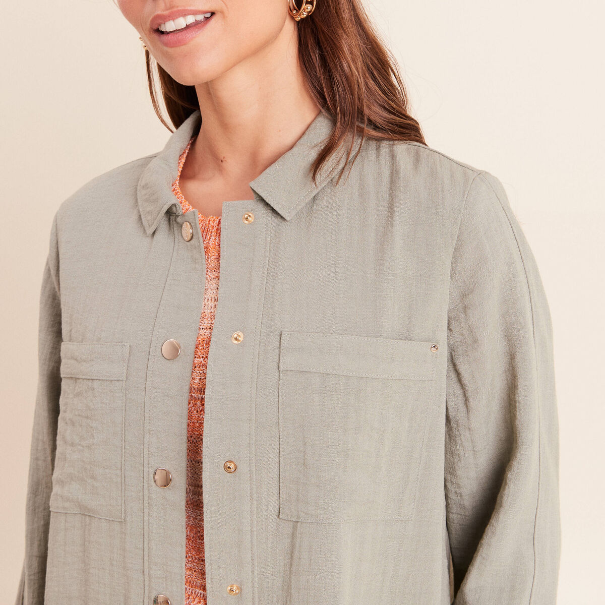 Blouson bas resserr&eacute; manches longue vert clair femme