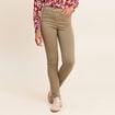 Jean magique L'Unique coupe ajust&eacute;e vert kaki femme