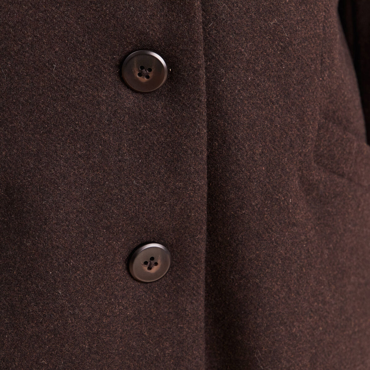 Manteau ajust&eacute; capuche amovible marron fonc&eacute; femme