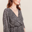 Robe évasée plissée noir femme