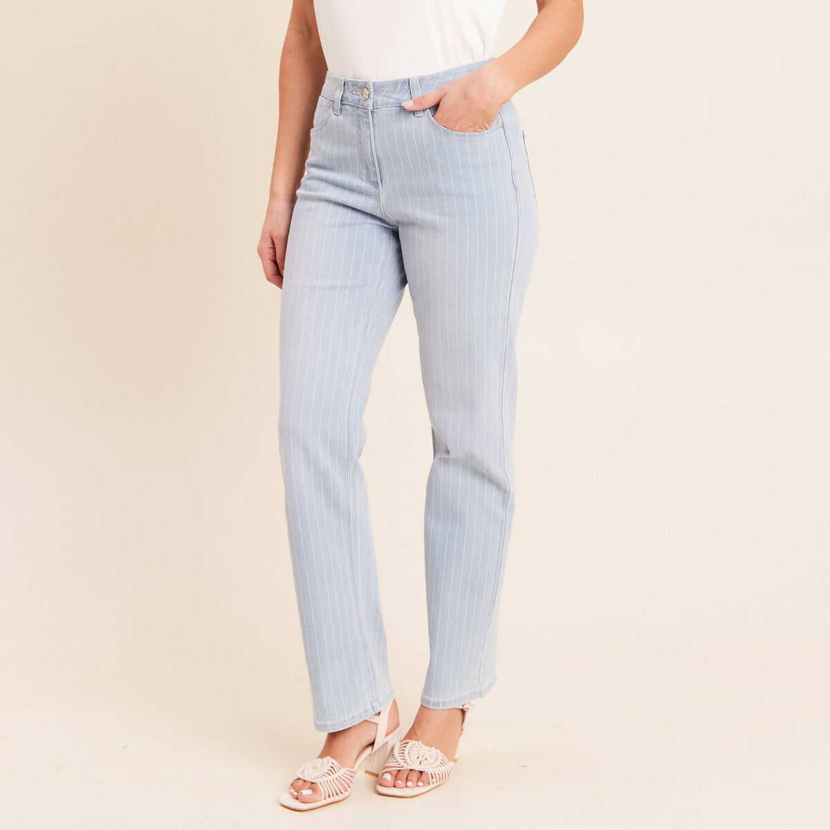 Jean coupe droite taille standard blanc femme