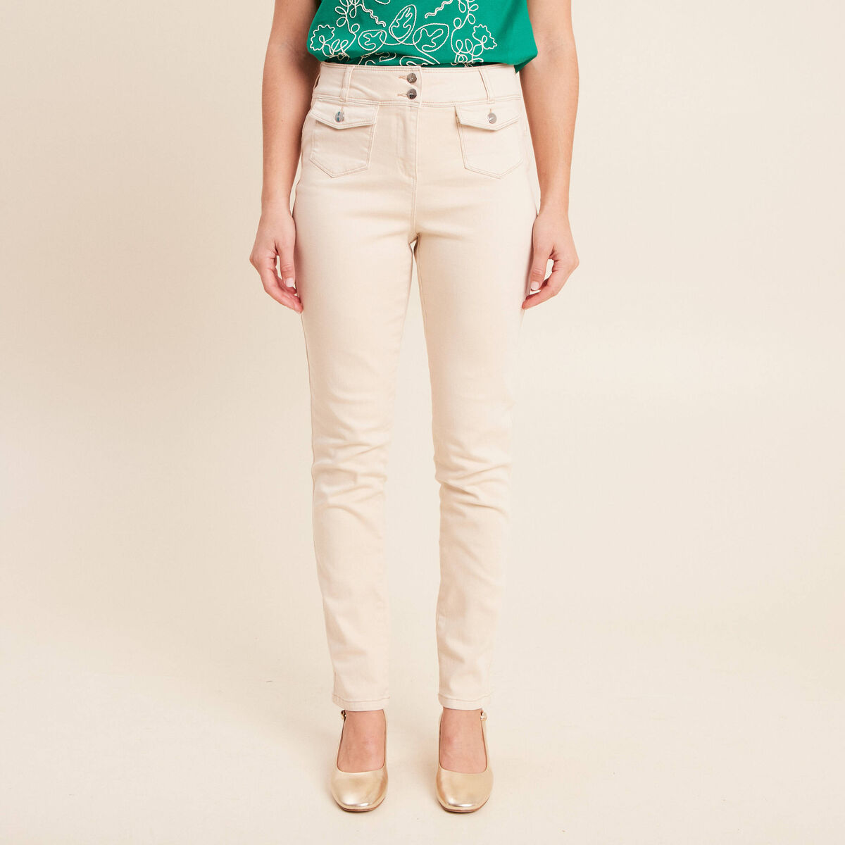 Jean ajust&eacute; taille haute longue ivoire femme