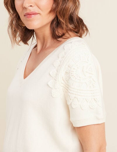 Pull col V manches courtes ecru femme