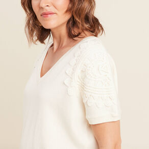 pull col v manches courtes ecru femme Pull col V manches courtes ecru femme
