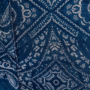 Pantalon ajusté bleu foncé femme