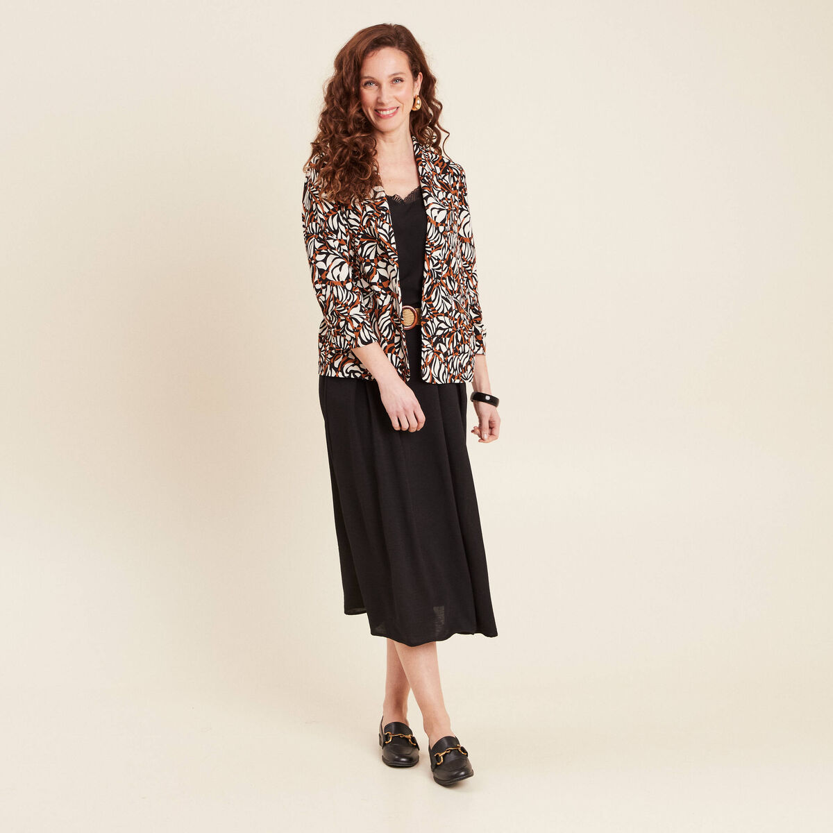 Jupe longue &eacute;vas&eacute;e ceintur&eacute;e noir femme