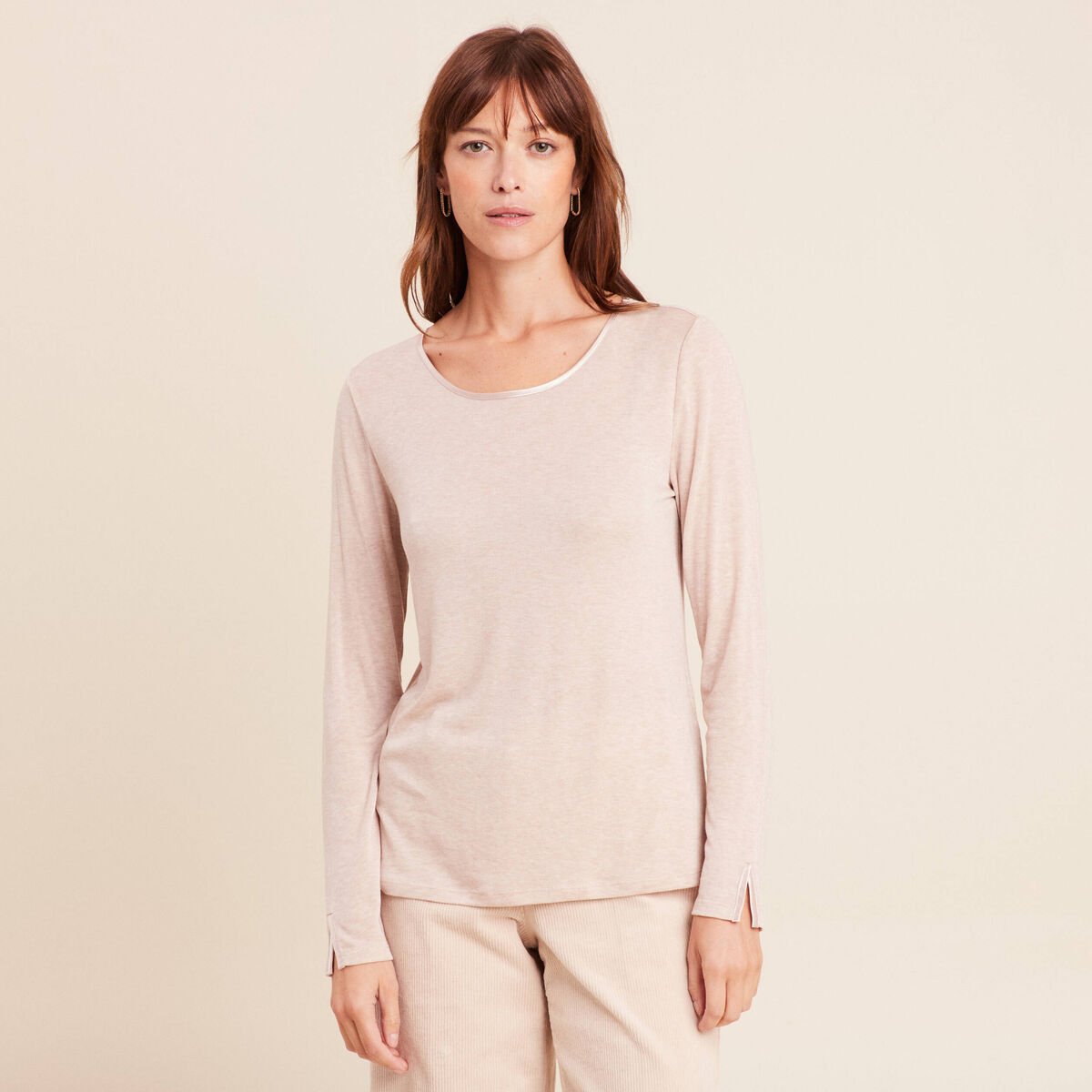 T-shirt ajust&eacute; manches longues beige femme