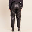 Pantalon coupe mom simili cuir noir femme