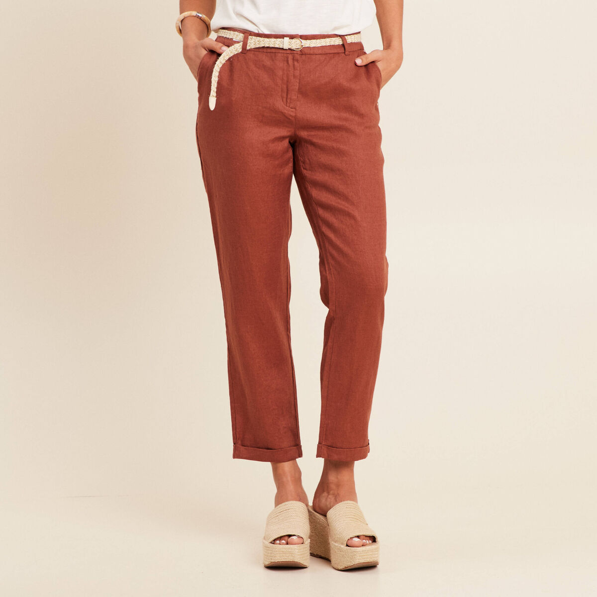 Pantalon flou ceinturé marron foncé femme