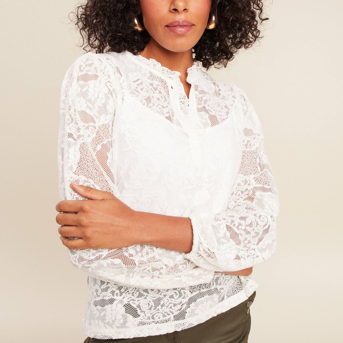 Top Naf Naf Gris Clair Avec Dentelle Et Col Claudine - Taille 36, Neuf Sans étiquettes