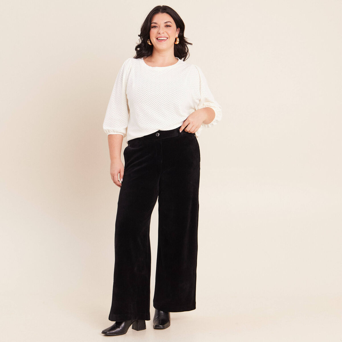 Pantalon en velours noir femme