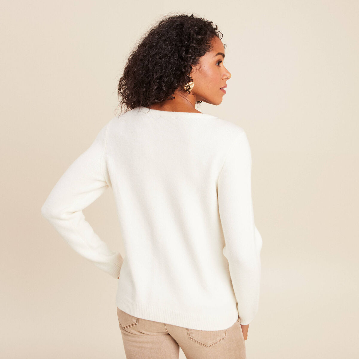 Pull brod&eacute; col rond manches longues ecru femme