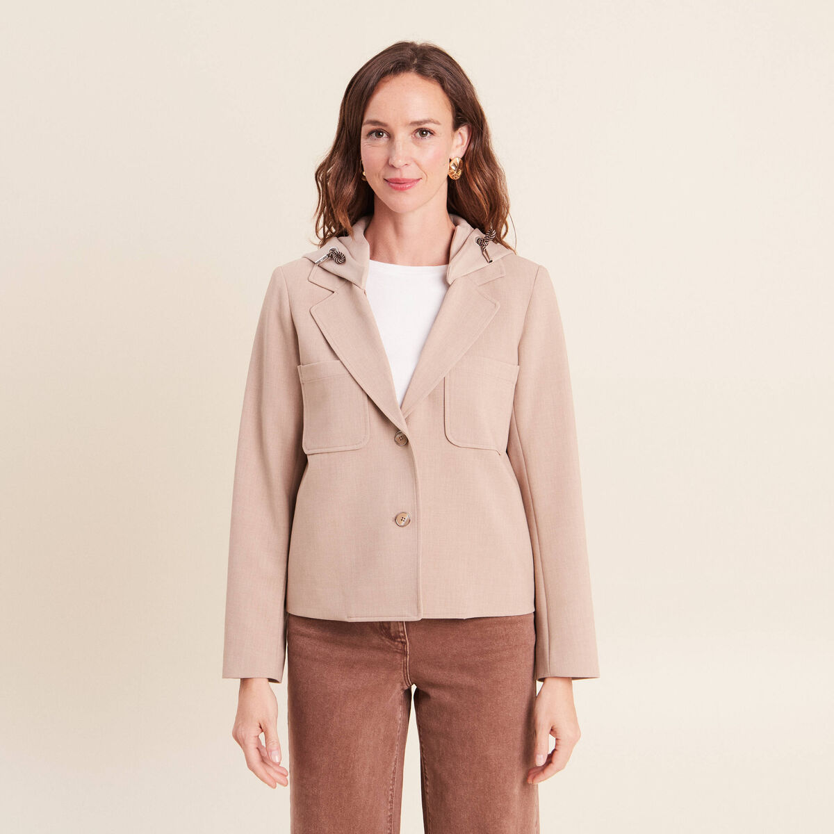 veste cintr&eacute;e doubl&eacute;e avec capuche beige femme