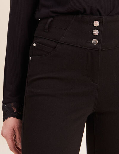 Jean ajust&eacute; taille haute stretch noir femme