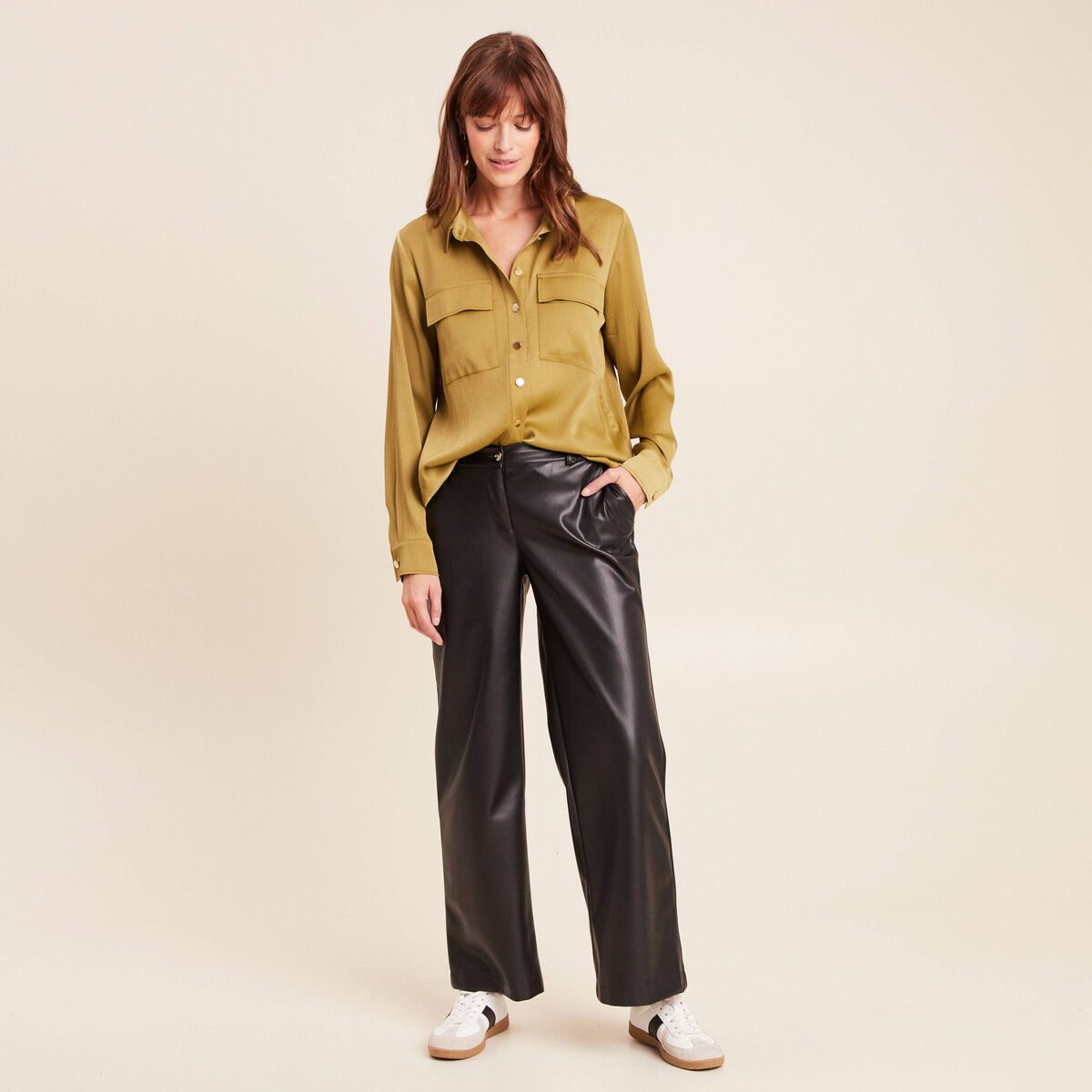 Chemise droite mi-longue fluide vert olive femme