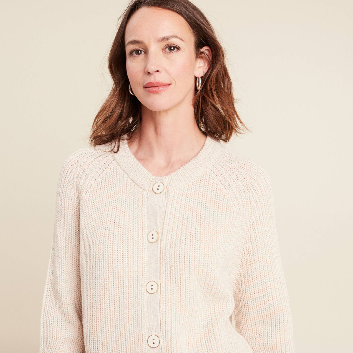 Gilet droit mi-long col rond creme femme