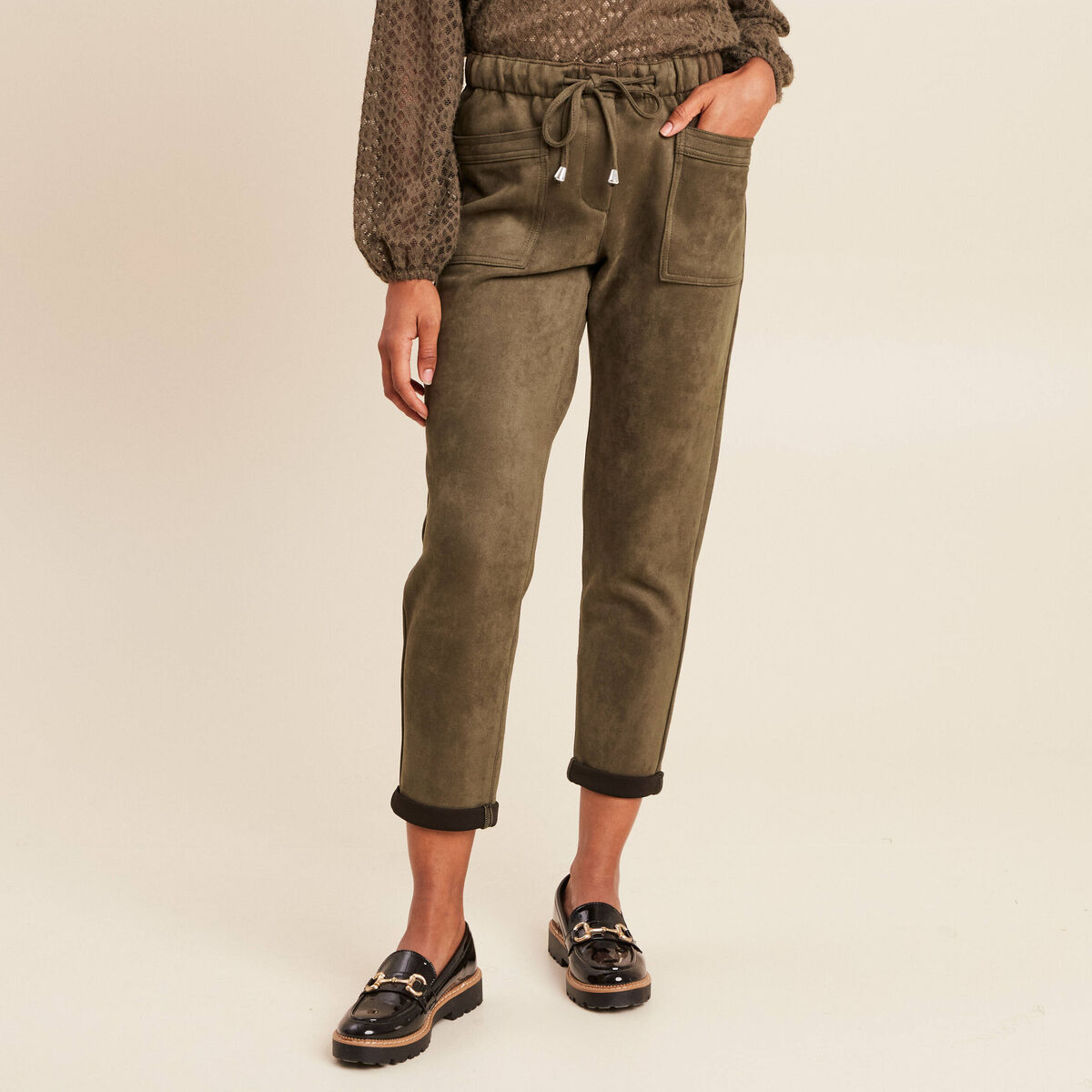 Pantalon coupe mom 7/8&egrave;me vert kaki femme