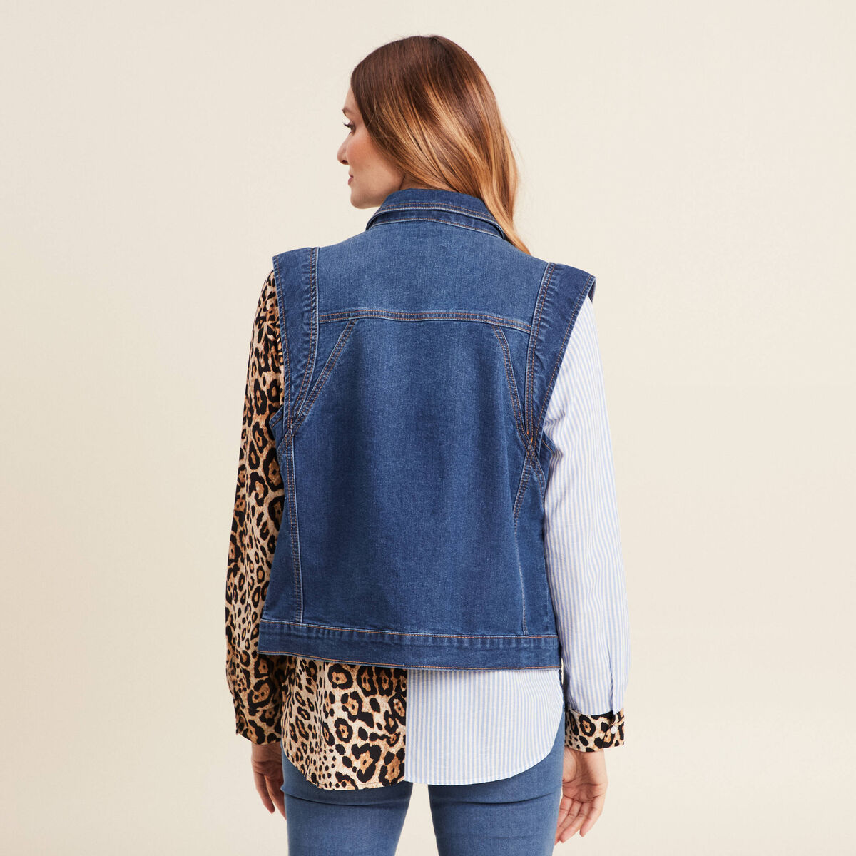 Veste droite sans manches en jean denim stone femme