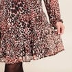 Robe courte &eacute;vas&eacute;e col v manches longues marron femme