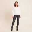 Pantalon coupe ajust&eacute;e enduit gris acier femme