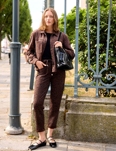 Pantalon coupe mom 7/8&egrave;me marron fonc&eacute; femme