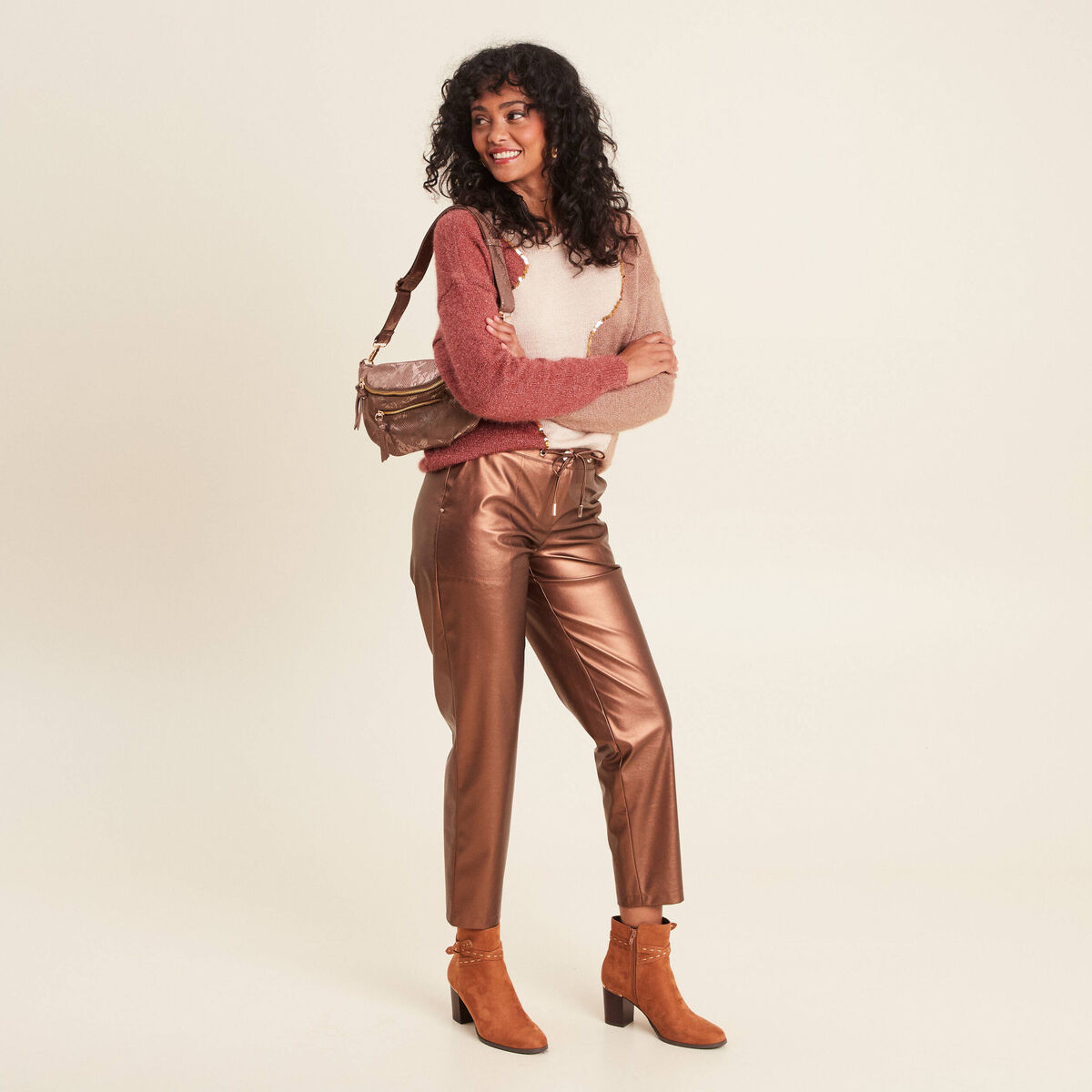 Pantalon ample simili cuir couleur cuivre femme