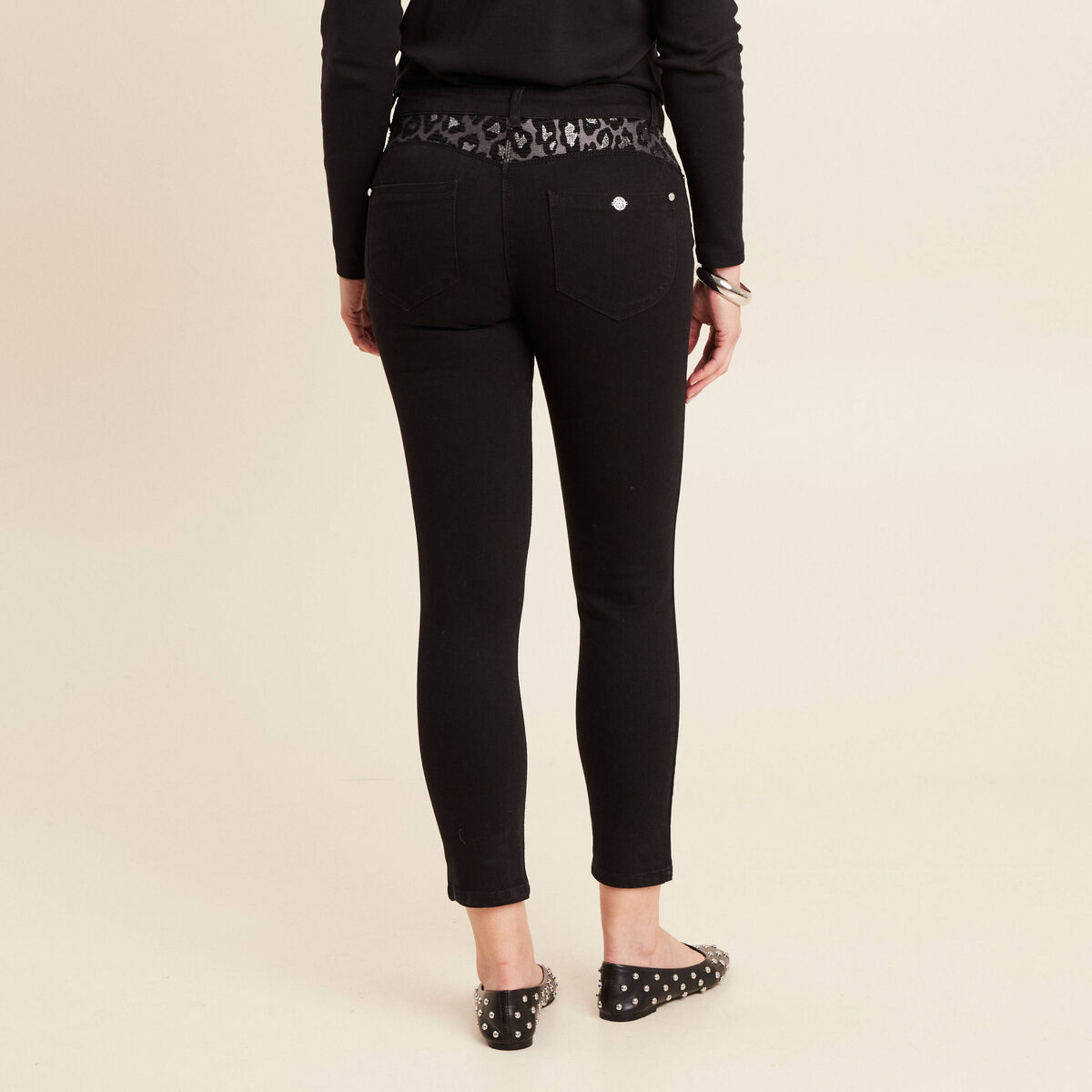 Pantalon ajust&eacute; taille bascul&eacute;e noir femme