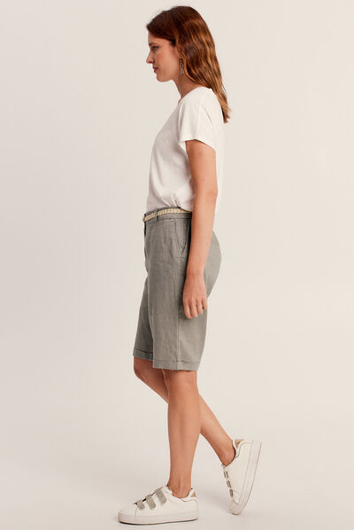 Short droit ceinturé vert clair femme