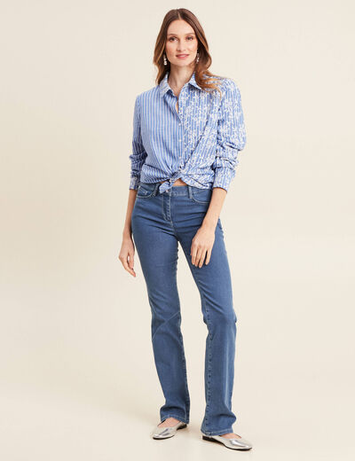 Chemise manches longues brodée bleu clair femme